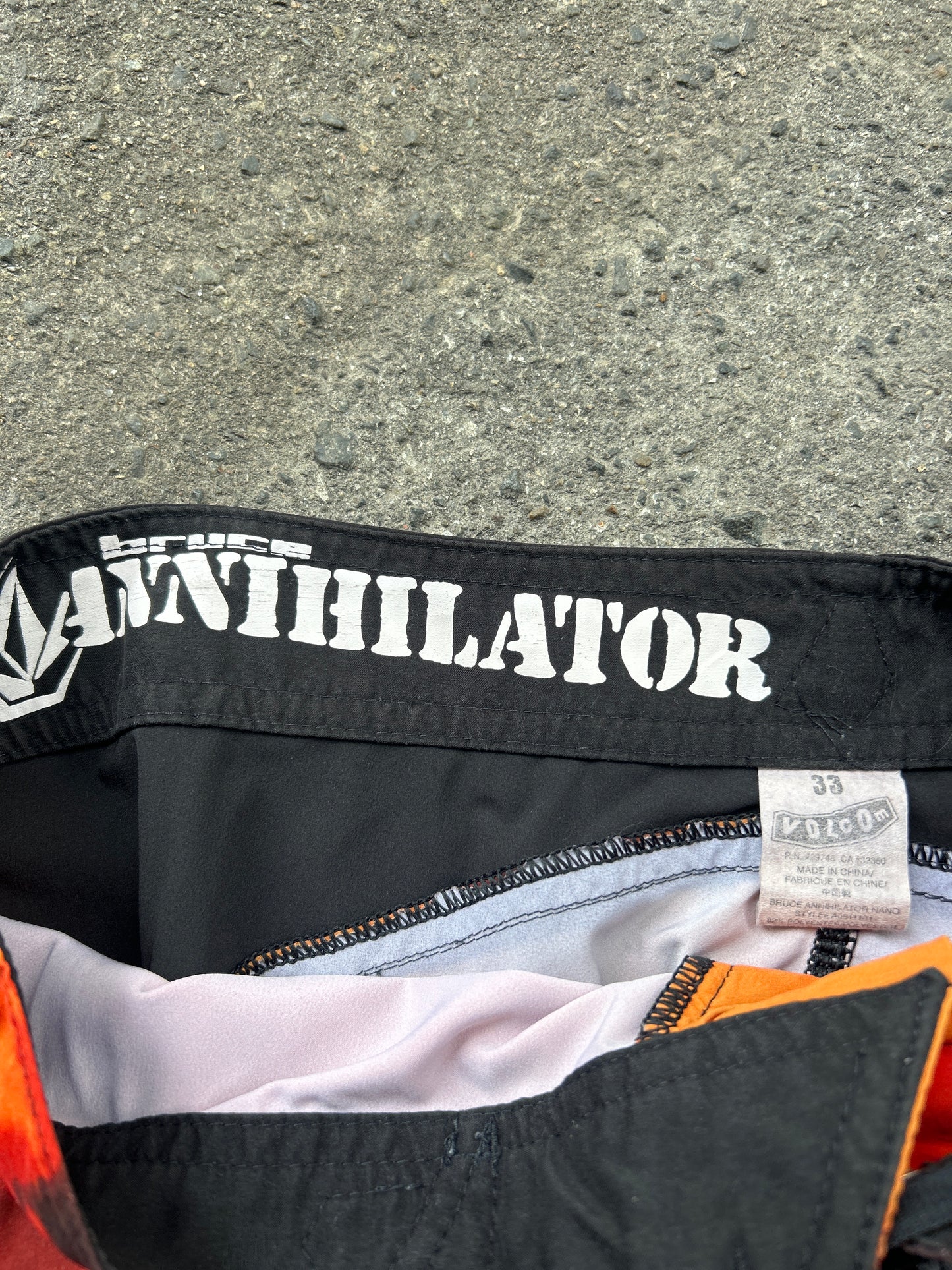 Y2K Bruce Annihilator Signature Volcom Boardshorts - Size 33
