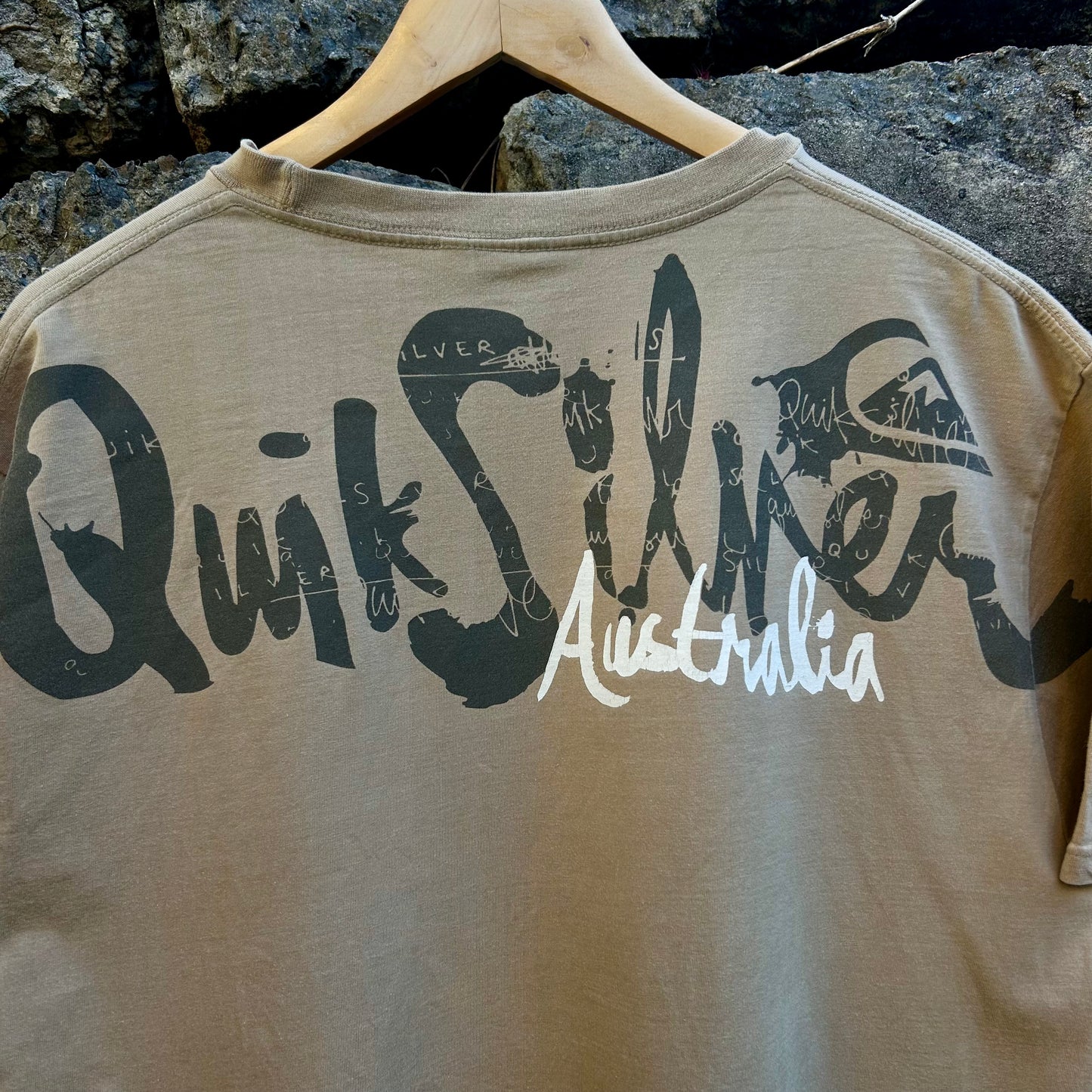 Y2K Quiksilver T-shirt
