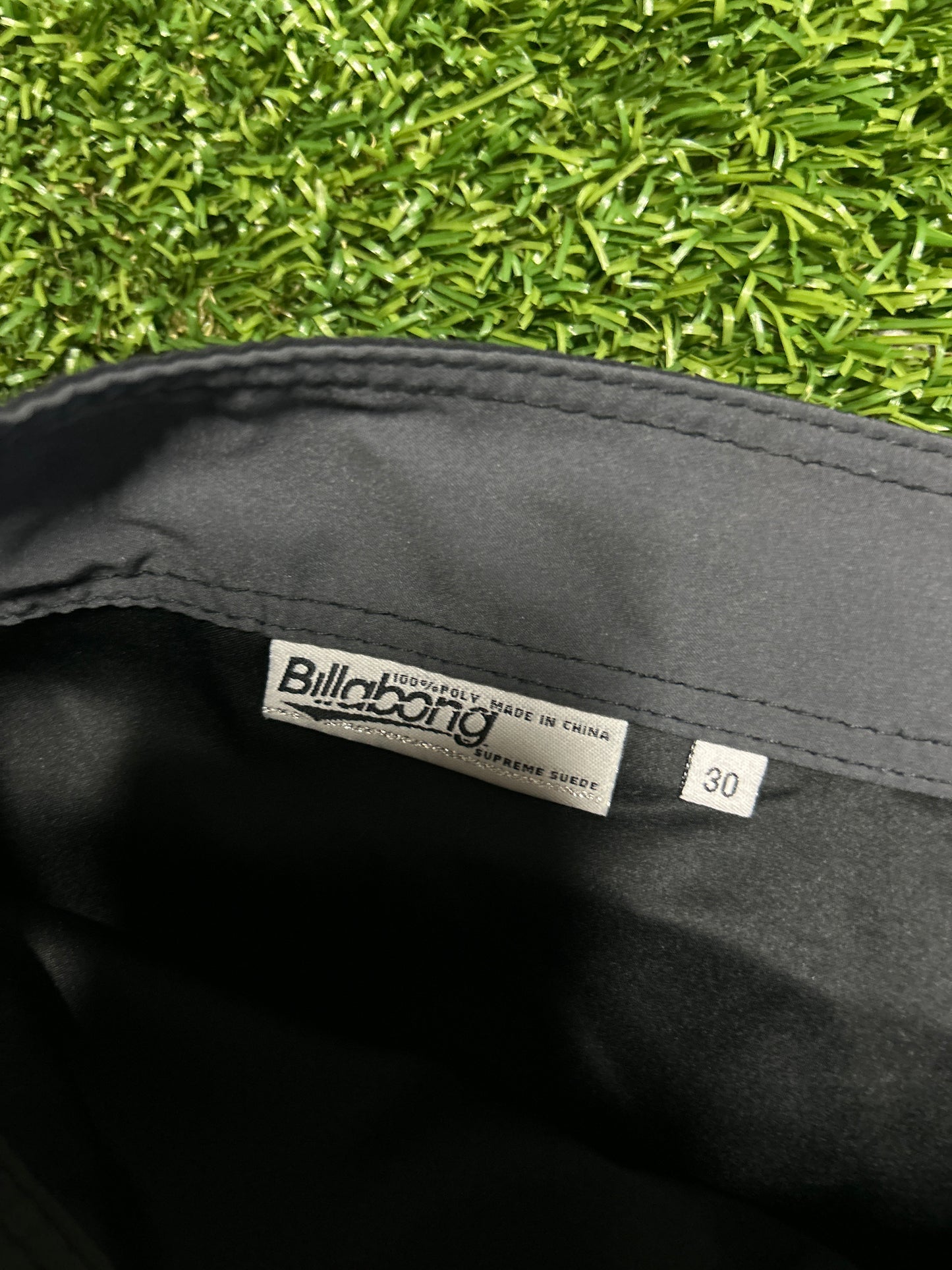 Y2K Billabong Boardshorts - Size 31