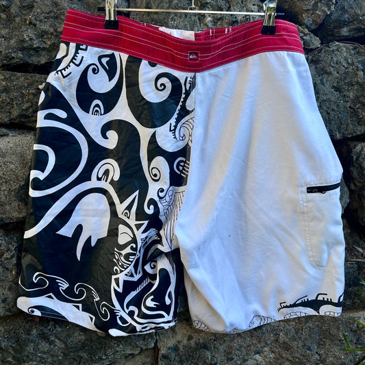 Y2K Quiksilver Boardshorts - Size 34