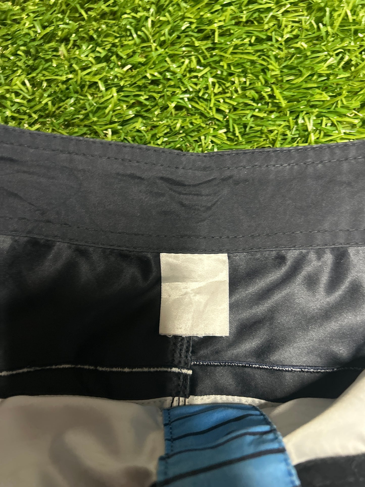 Y2K Billabong Boardshorts - Size 36