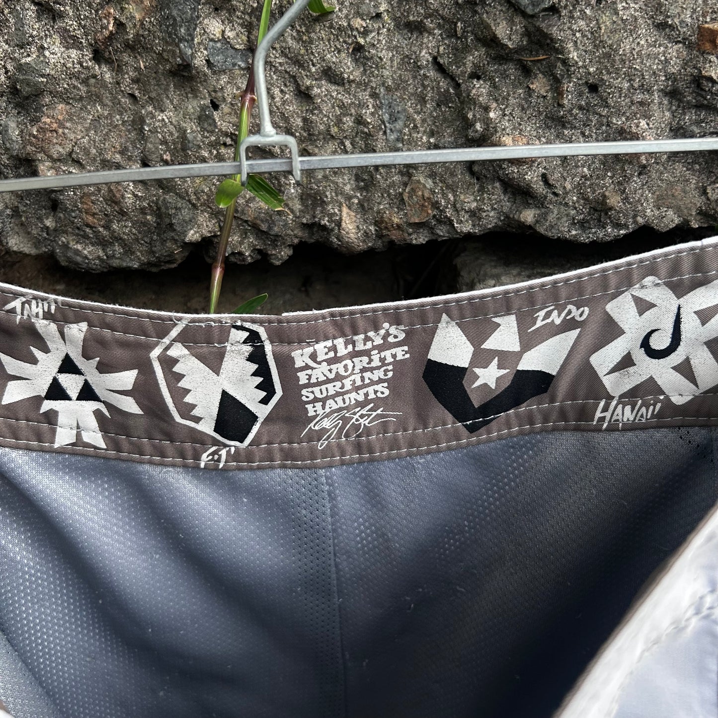 Y2K Quiksilver Boardshorts Kelly’s - Size 36