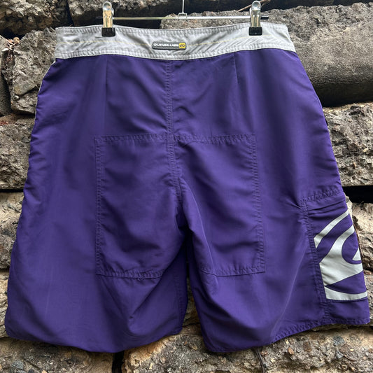 Y2K Quiksilver Boardshorts - Size 34