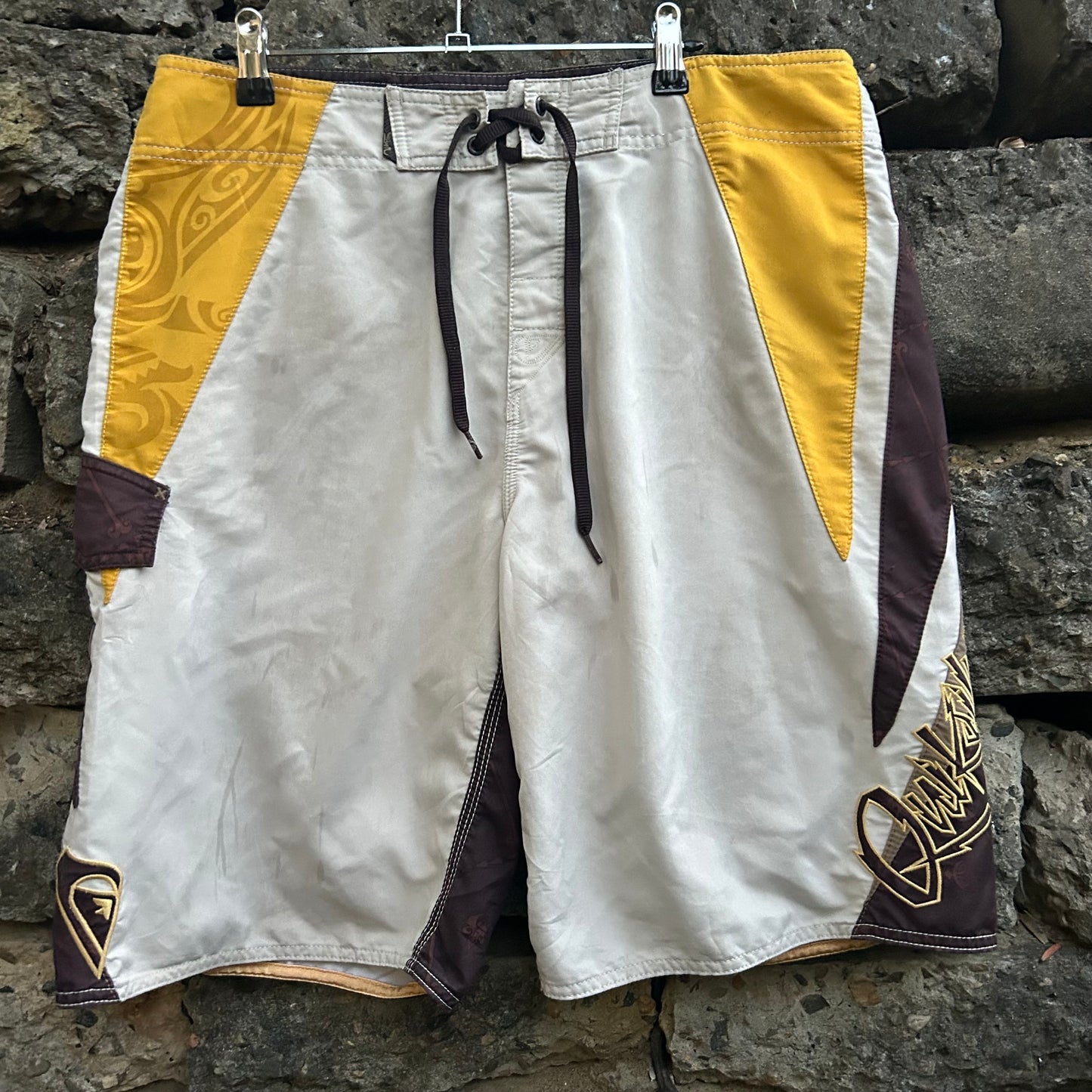 Y2K Quiksilver Boardshorts - Size 34