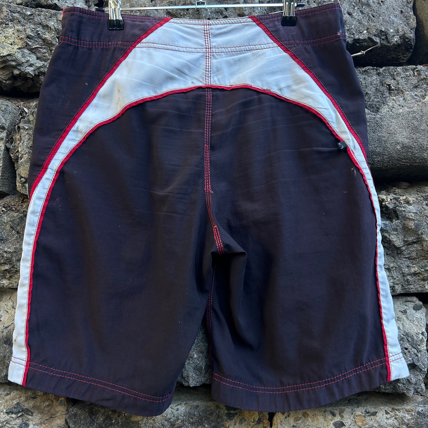 Y2K Billabong Boardshorts - Size 32