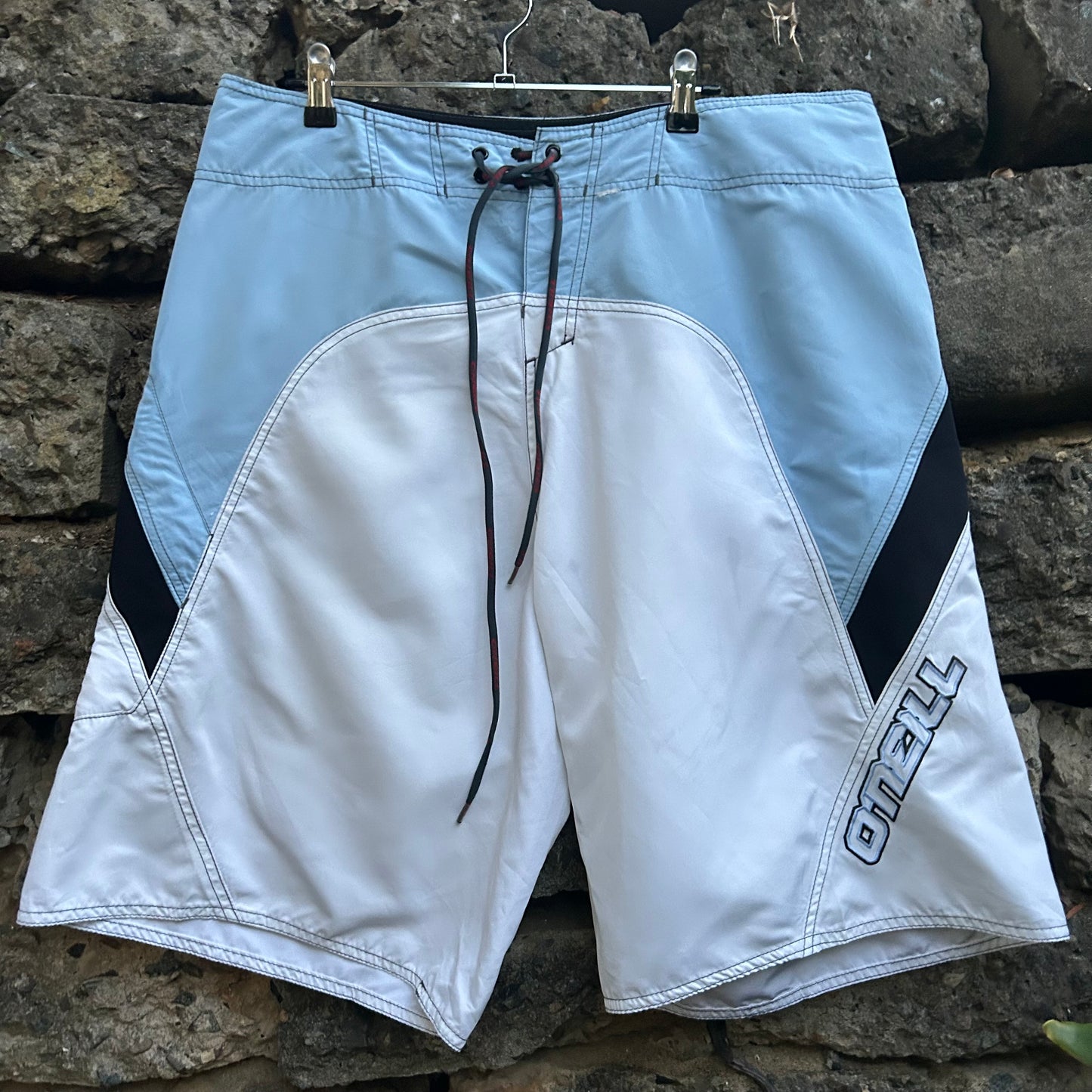 Y2K O’Neill Boardshorts - Size 36