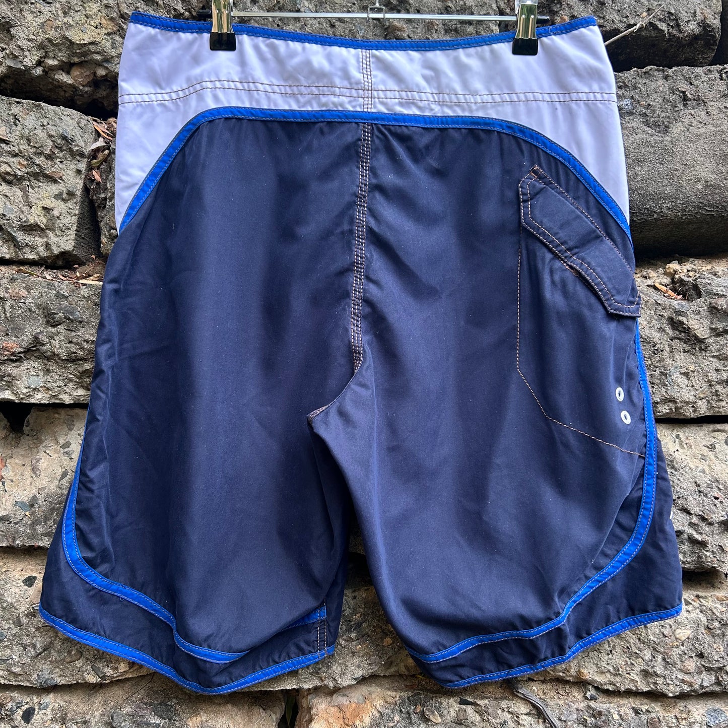 Y2K Billabong Boardshorts - Size 34
