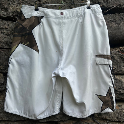 Y2K Quiksilver Boardshorts Kelly’s - Size 36