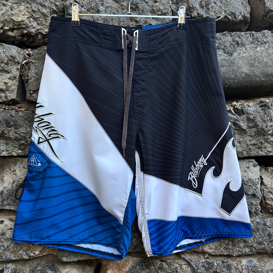 Y2K Andy Irons Signature Billabong Boardshorts - Size 32