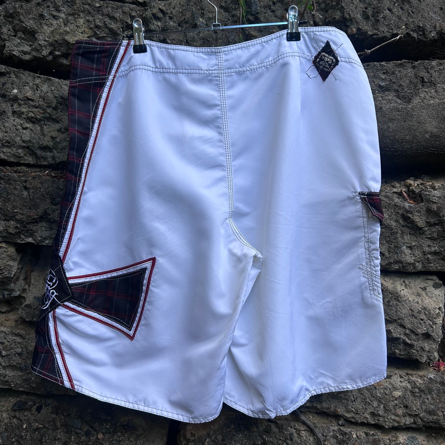 Y2K Billabong Boardshorts - Size 38