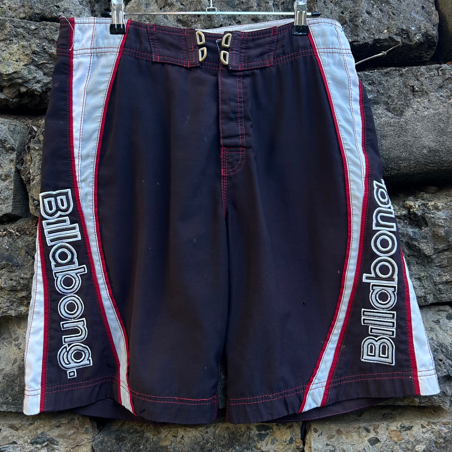 Y2K Billabong Boardshorts - Size 32