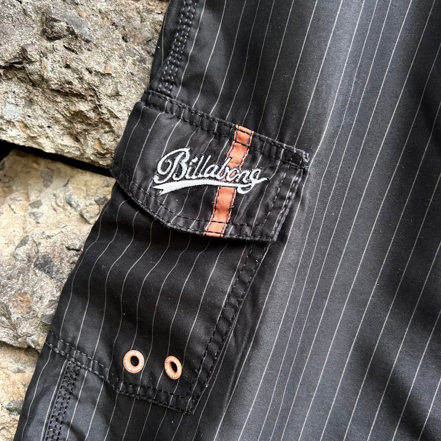 Y2K Billabong Spellout Boardshorts - Size 32