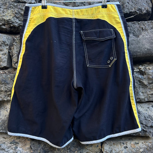 Y2K Billabong Boardshorts - Size 36