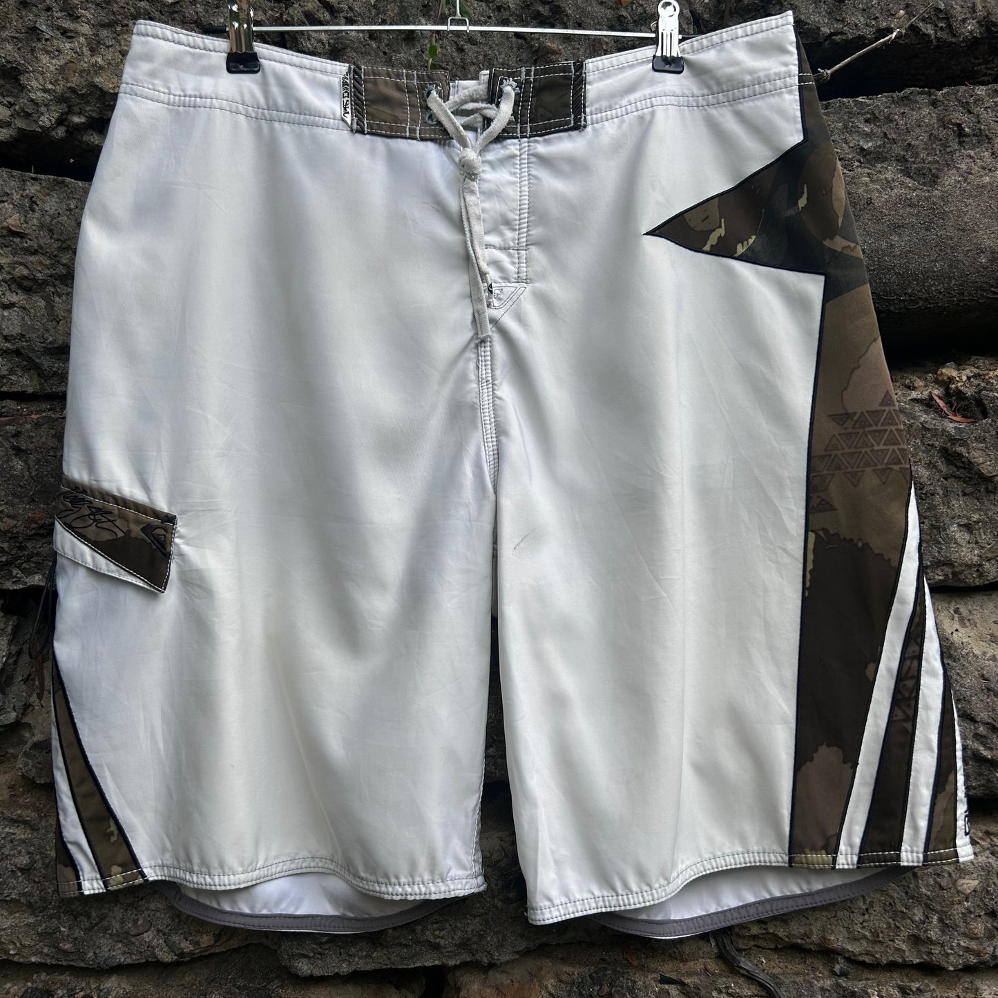 Y2K Quiksilver Boardshorts Kelly’s - Size 36