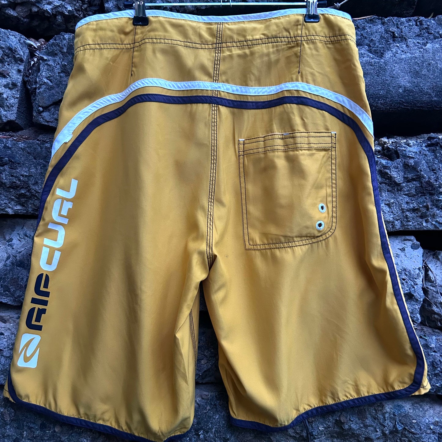 Y2K RipCurl Boardshorts - Size 34