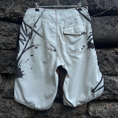 Y2K Billabong Boardshorts - Size 28