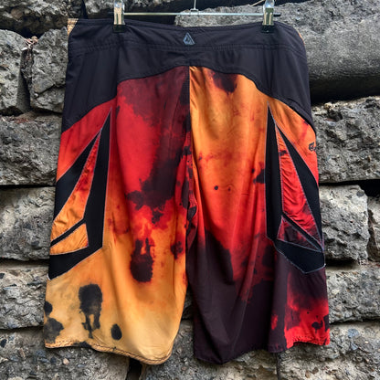 Y2K Bruce Annihilator Signature Volcom Boardshorts - Size 33