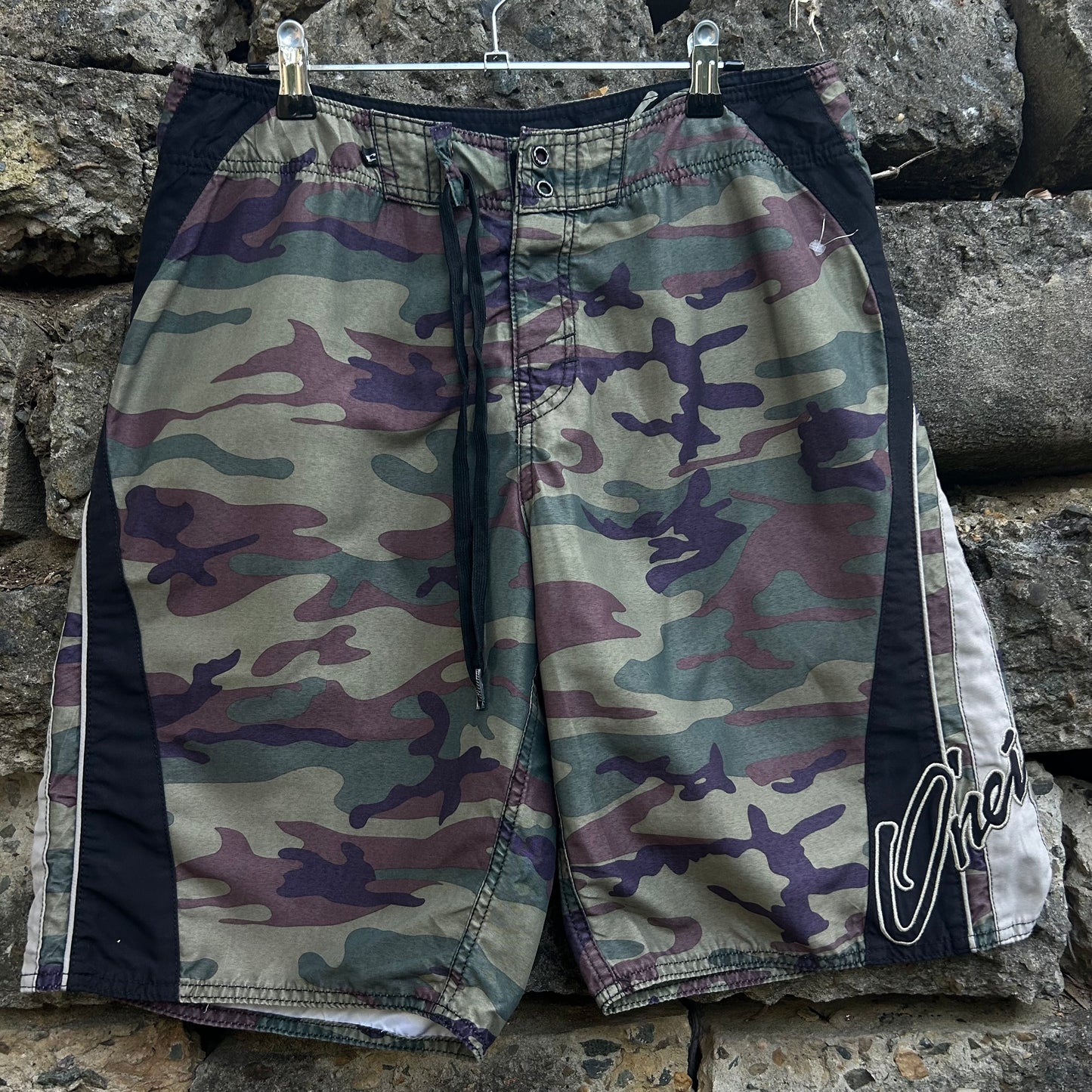 Y2K O’Neill Boardshorts - Size 32