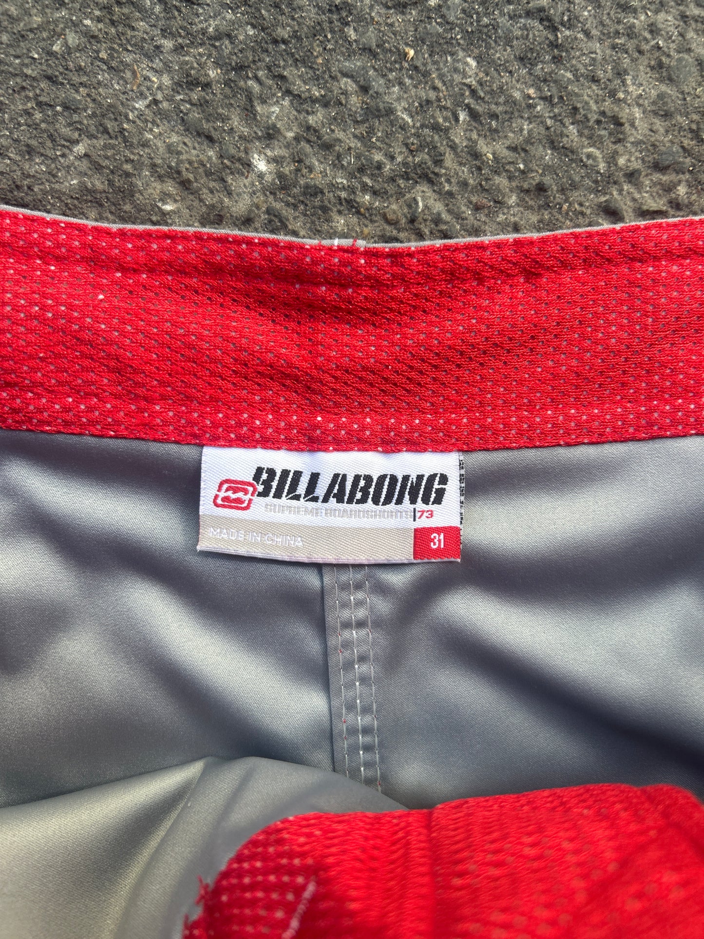 Y2K Billabong Boardshorts - Size 31