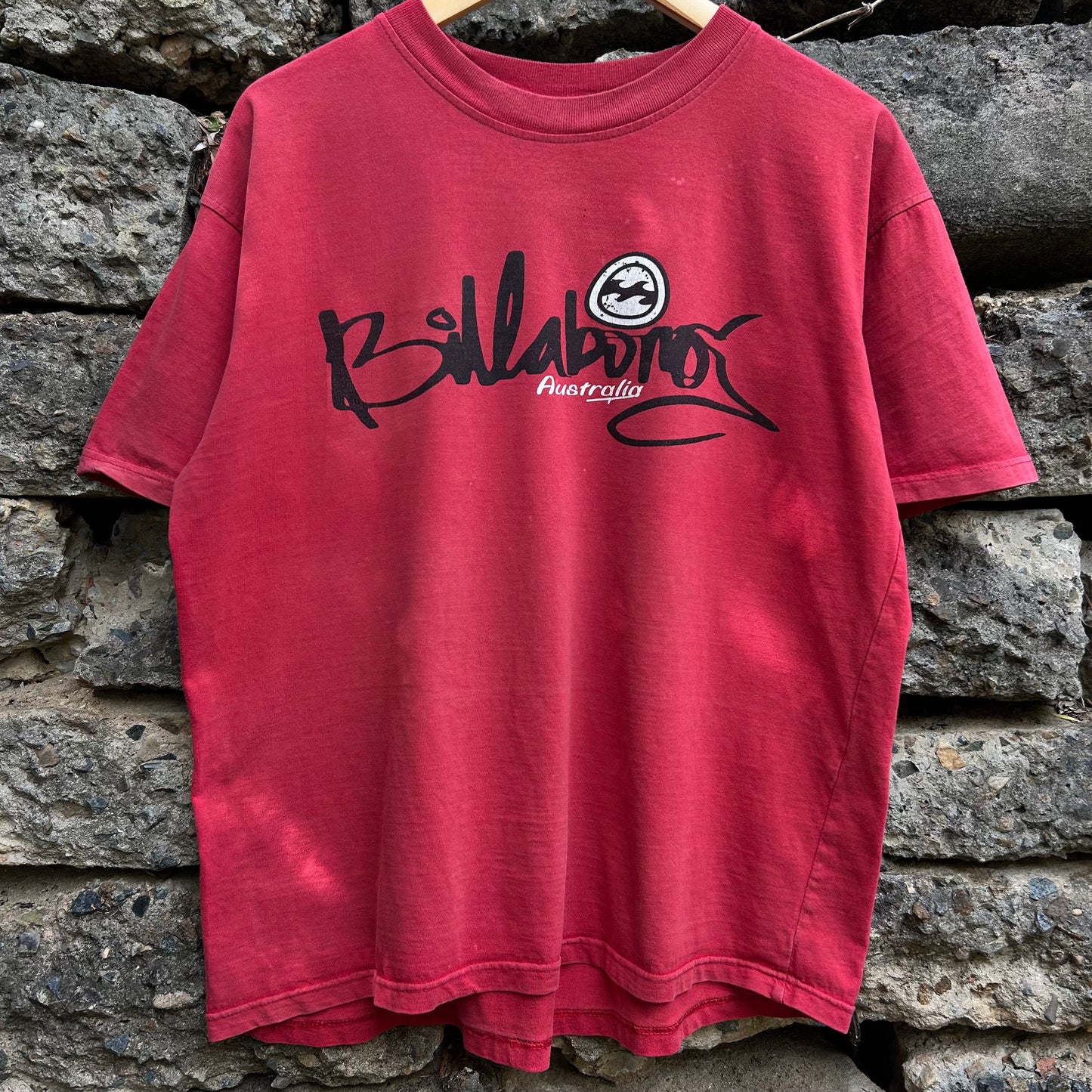 Y2K spellout red surfwear shirt 