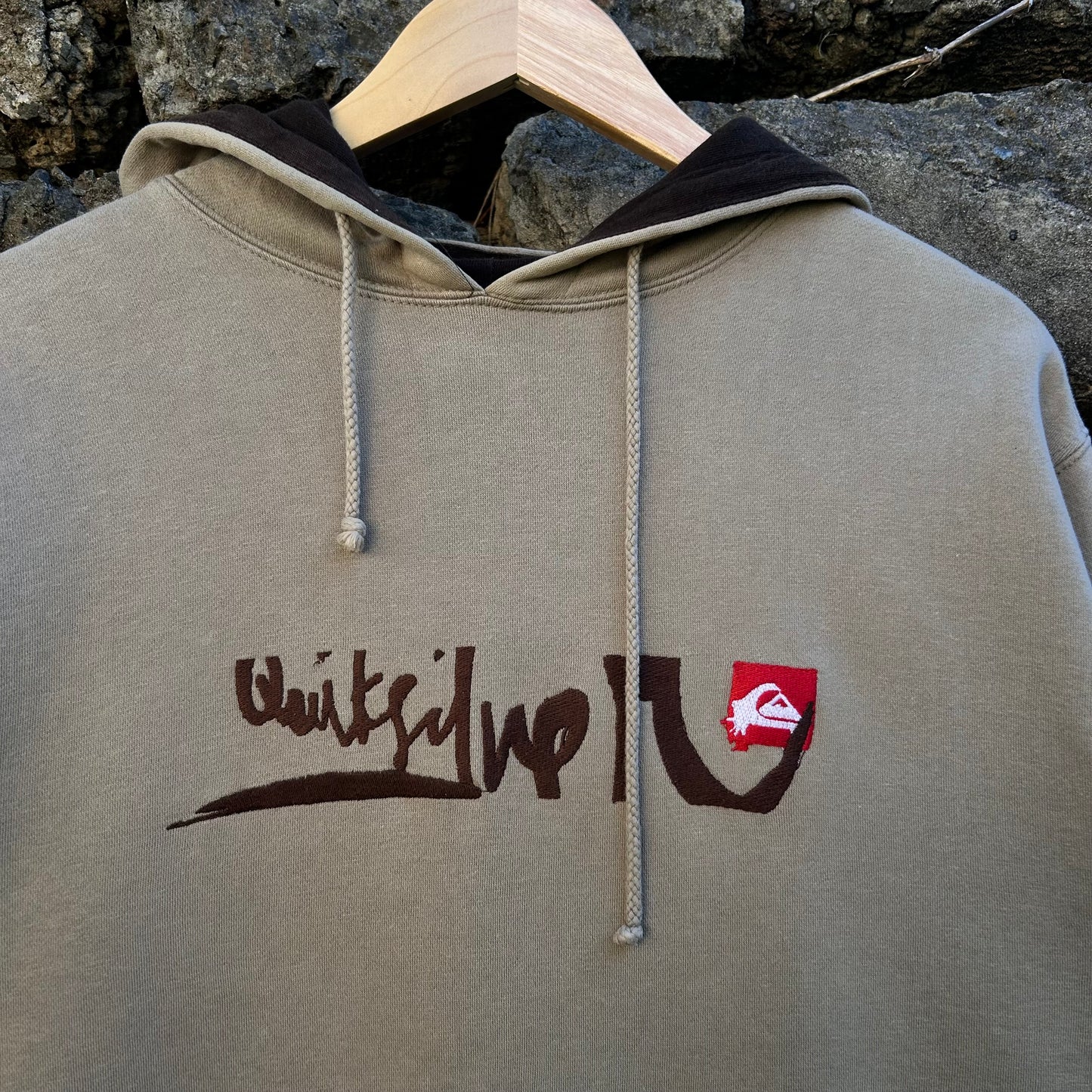 Y2K Quiksilver brown hoodie