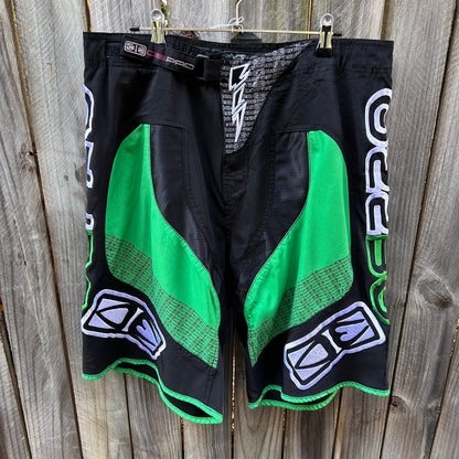 3D Pro Boardshorts - Y2K green W36’