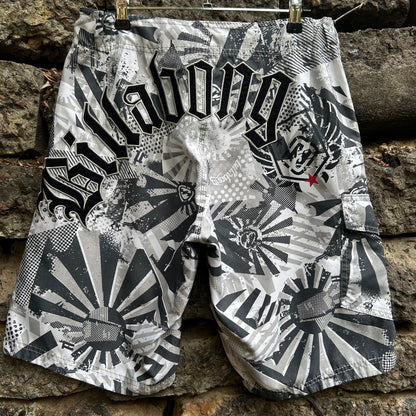 Y2K Billabong Spellout Boardshorts - Size 32
