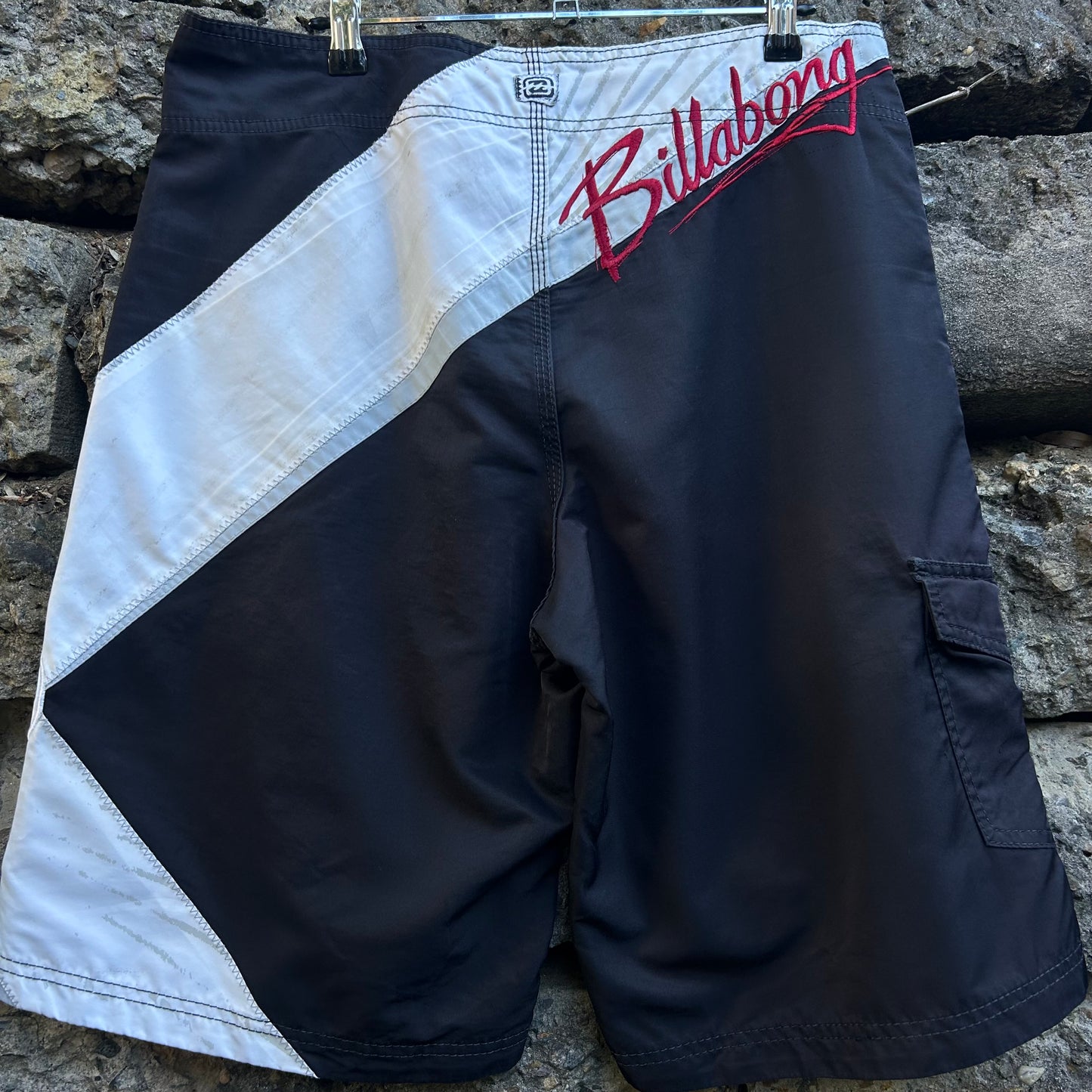 Y2K Billabong Boardshorts - Size 34