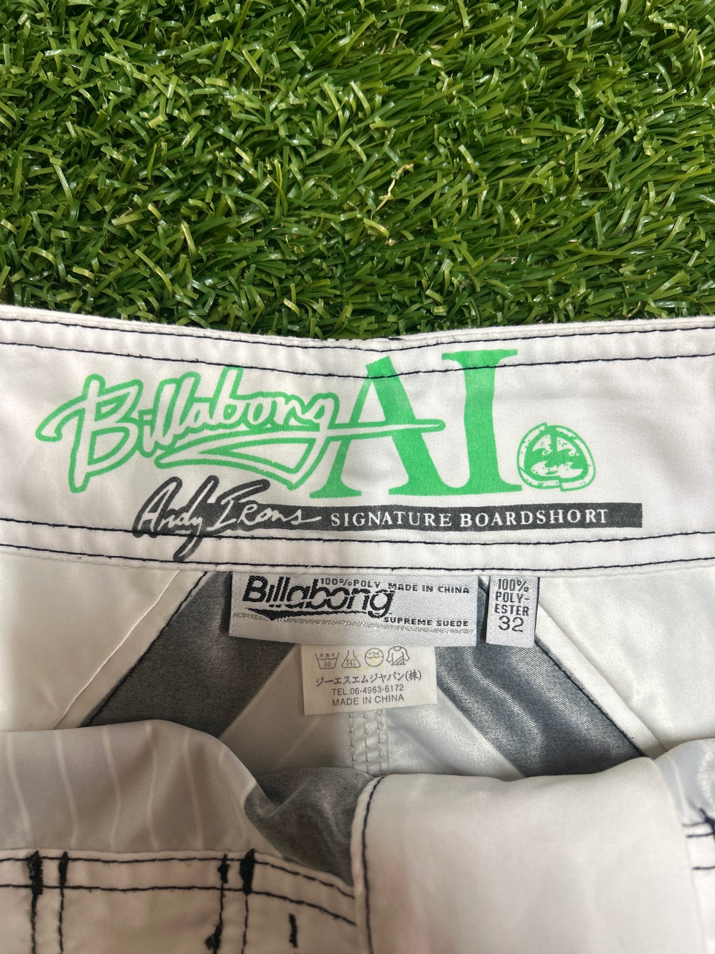 Y2K Andy Irons Signature Samurai Billabong Boardshorts - Size 32