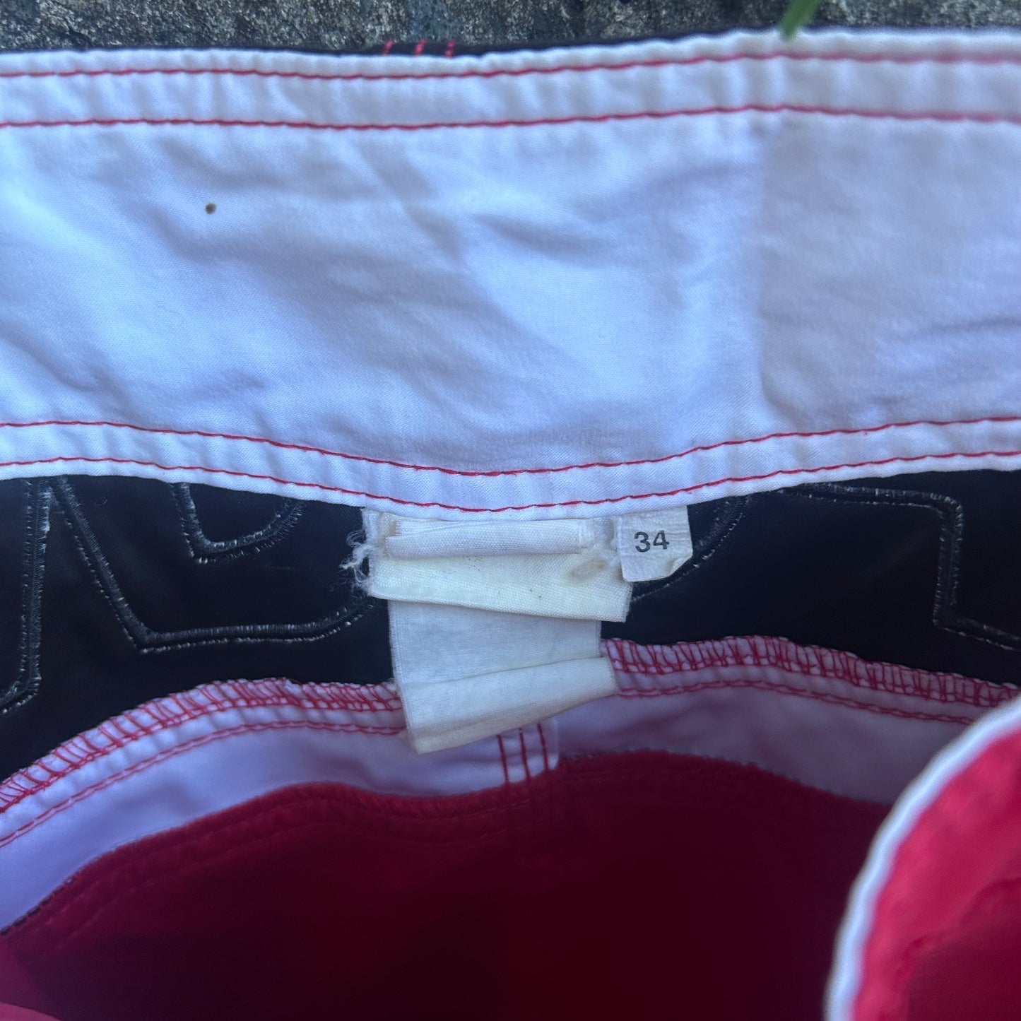 Y2K RipCurl Boardshorts - Size 34