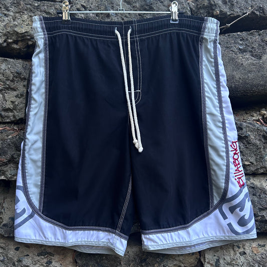 Y2K Billabong Boardshorts - Size 30 (Adjustable)
