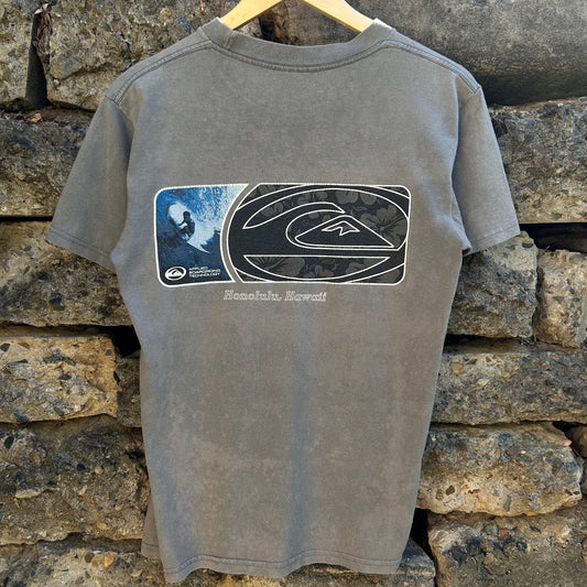 Vintage wave, Quiksilver wave, wave on shirt 