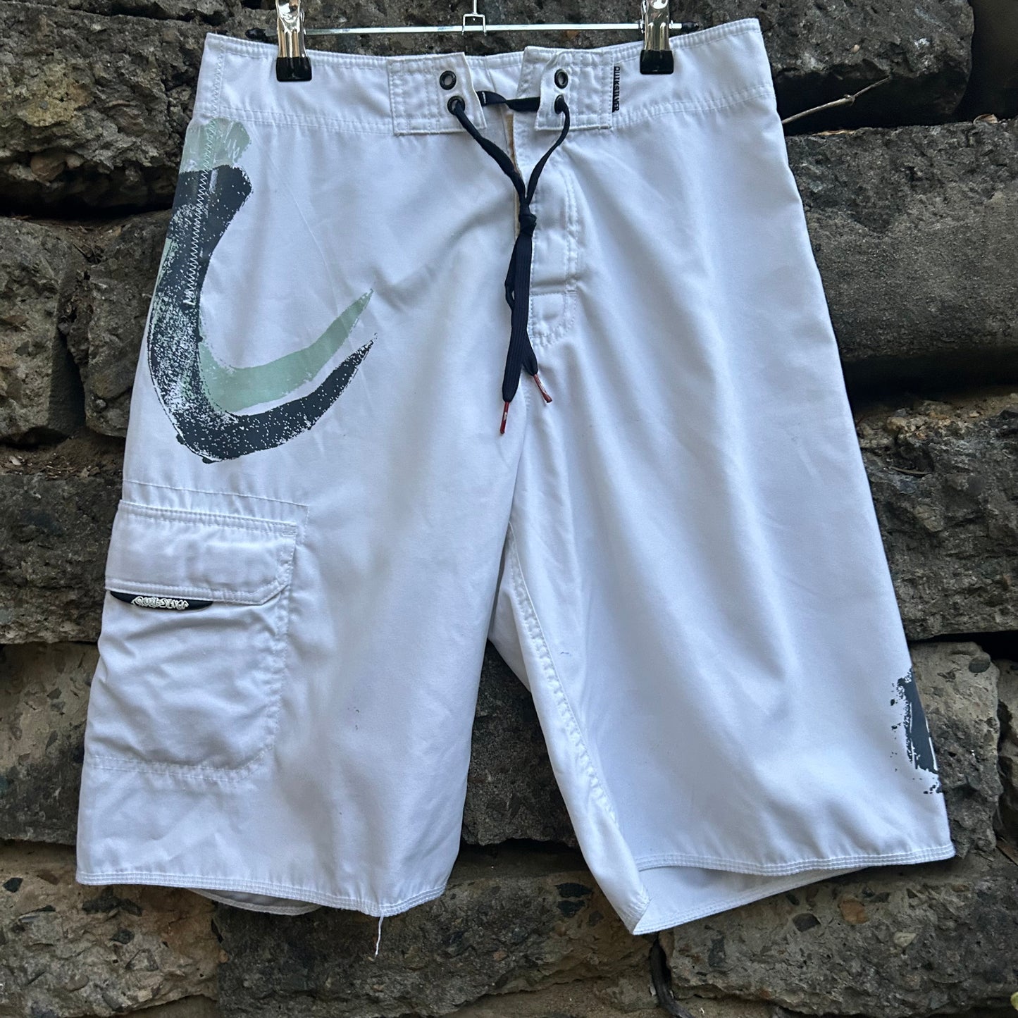 Y2K Quiksilver Boardshorts - size 30