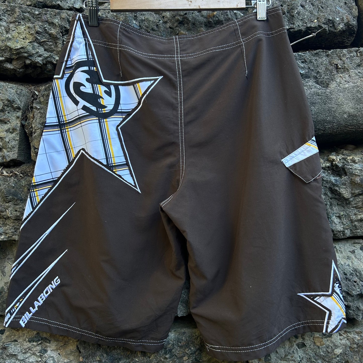 Y2K Billabong Boardshorts - Size 32 (Rare colourway Second pair)