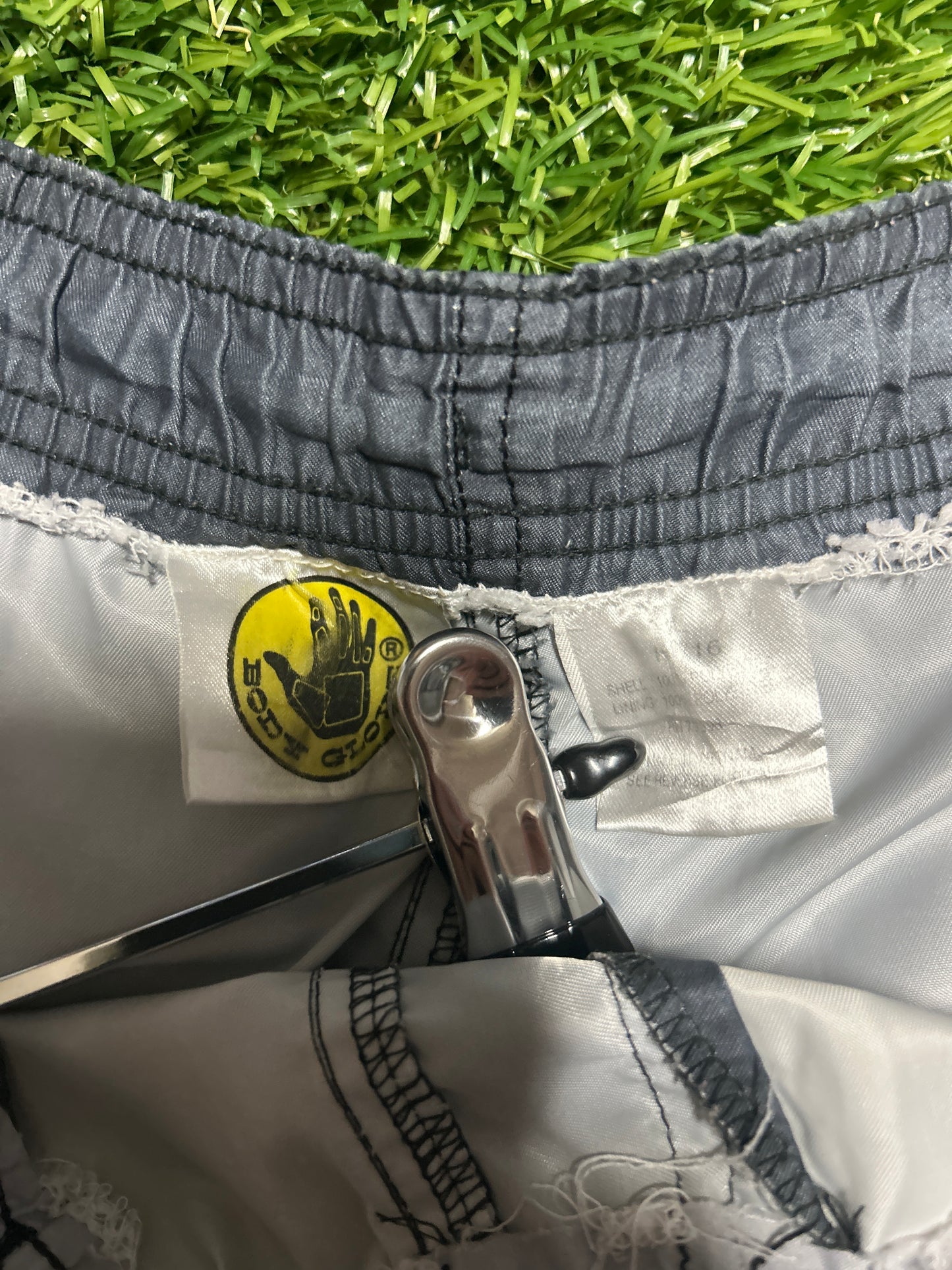 Y2K Body Glove Flame Boardshorts - Size 33