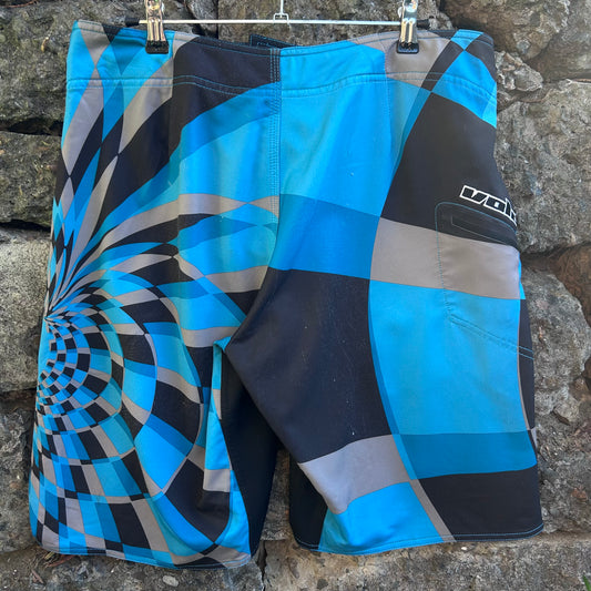 Y2K Volcom Boardshorts - Size 34