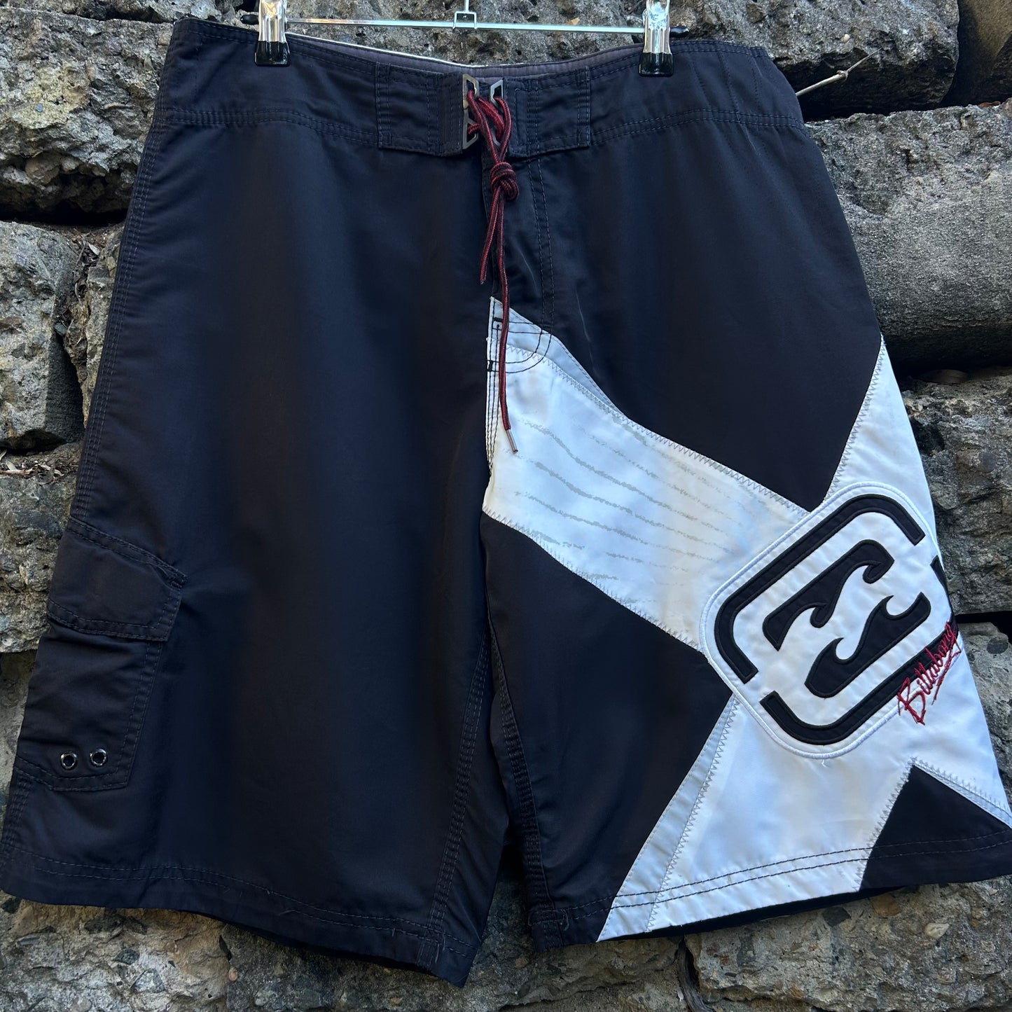 Y2K Billabong Boardshorts - Size 34