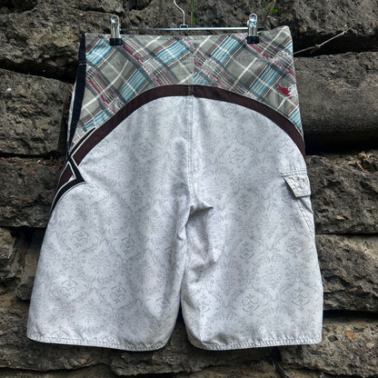 Y2K Mark Occhilupo Signature Billabong Boardshorts - Size 30