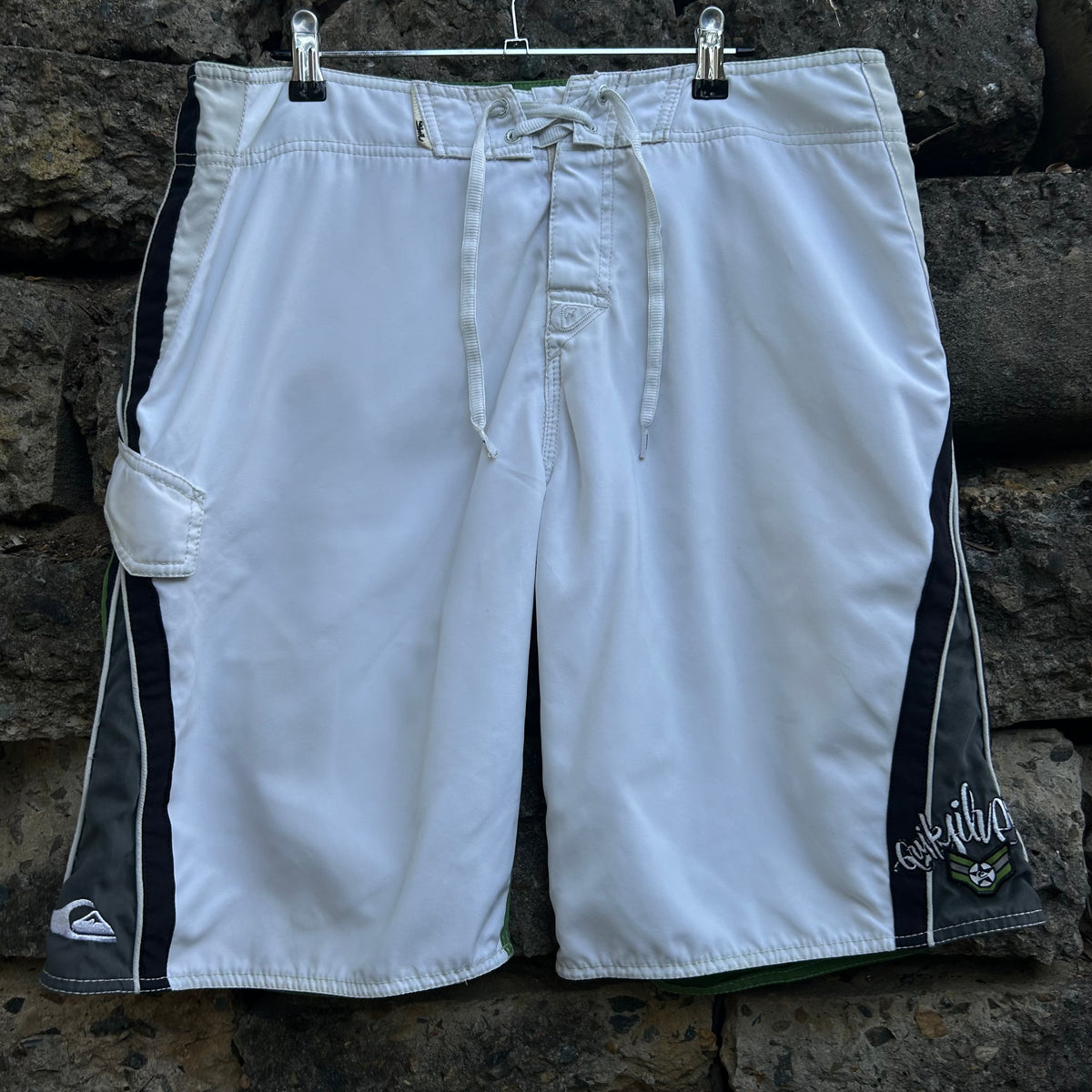 Y2K Quiksilver Boardshorts - size 34