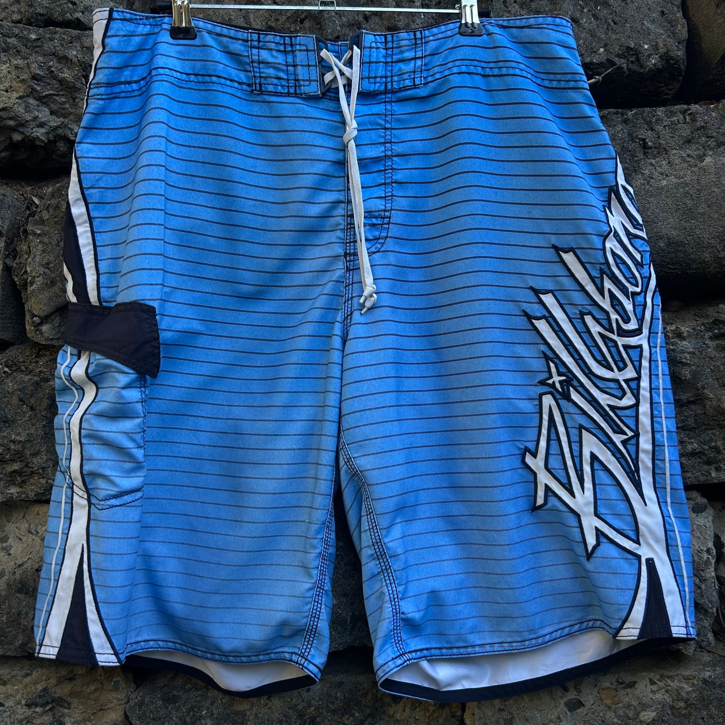 Y2K Billabong Boardshorts - Size 36