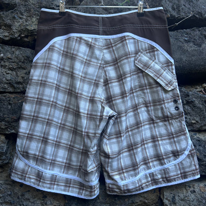 Y2K Billabong Boardshorts - Size 32